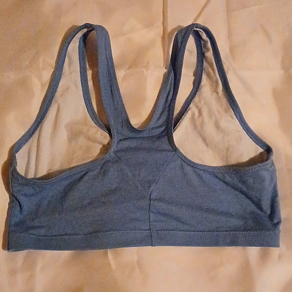 SET OF TWO- Girls sports bras/trainers (Grey and blue) NWOT - Picture 9 of 12